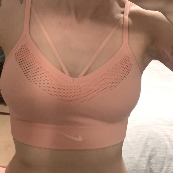 Nike Sports Bra - Picture 4 of 4